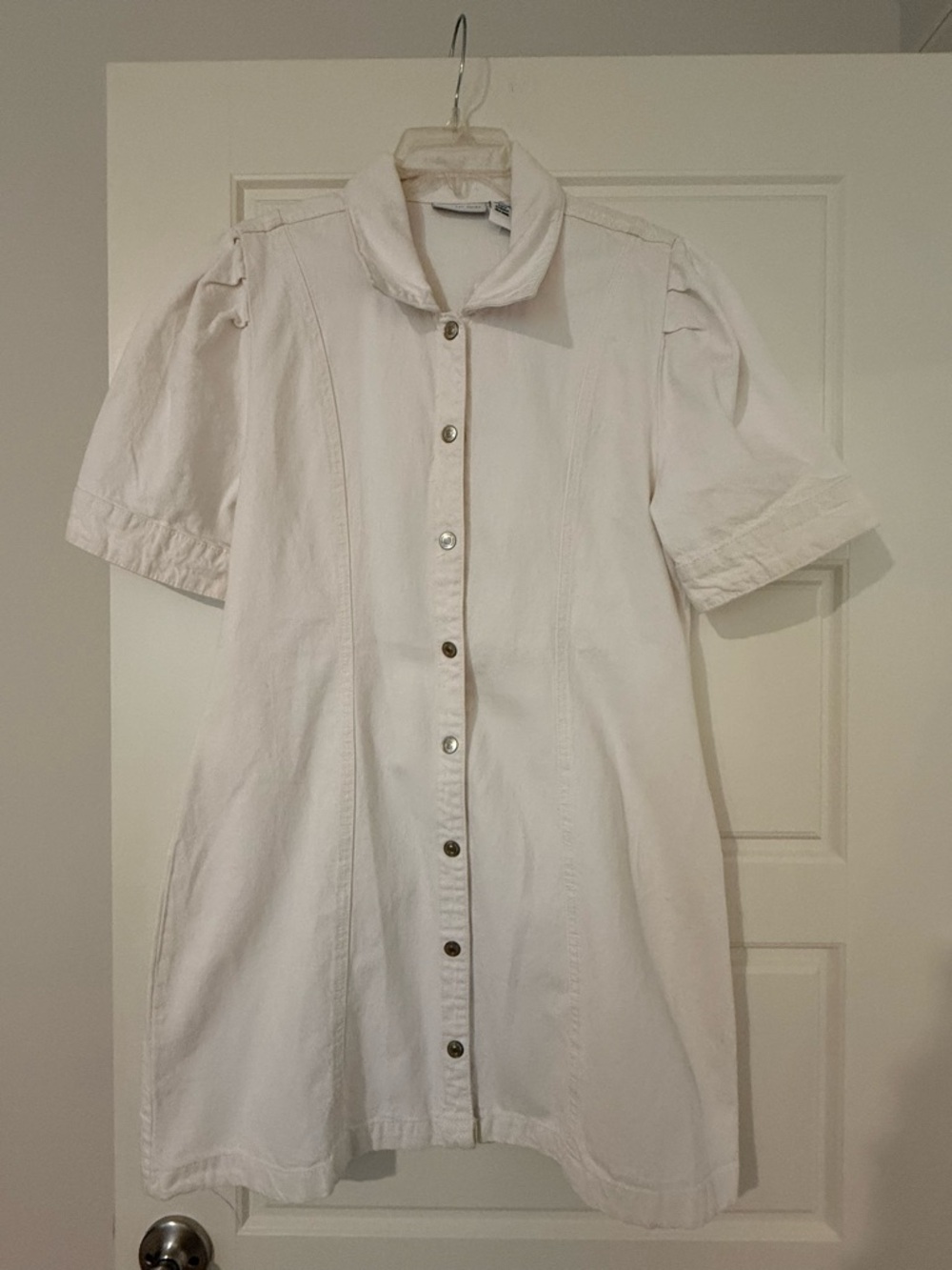 White Button-Front Short Sleeve Dress